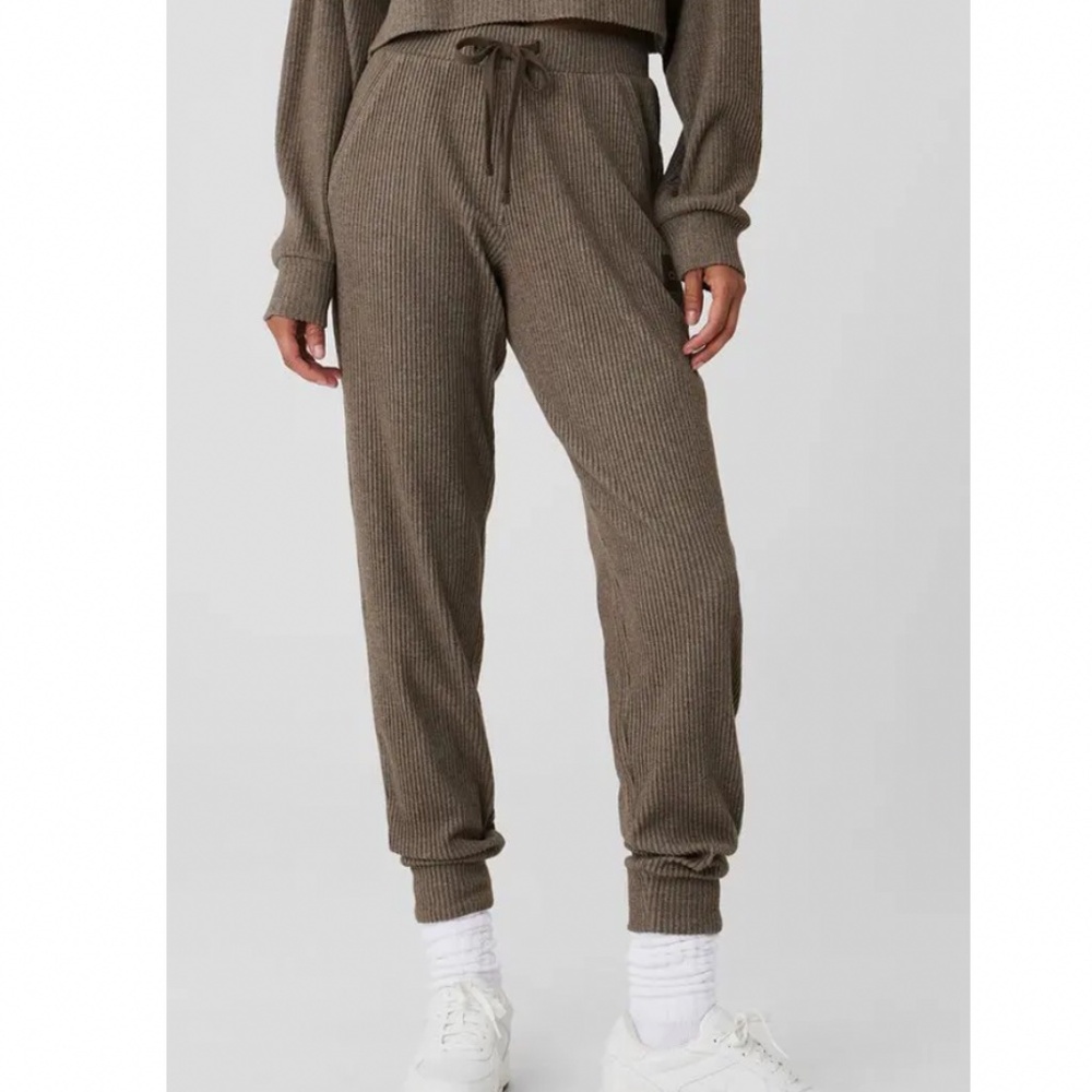 Alo Muse Sweatpants